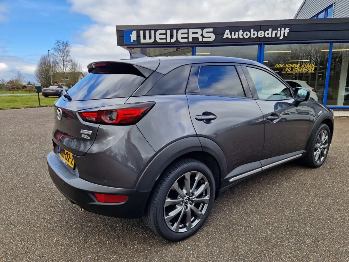 Mazda CX-3 2.0 121pk GT-Luxury, Leder, 18 inch, Navi, Camera, Grijs - 2
