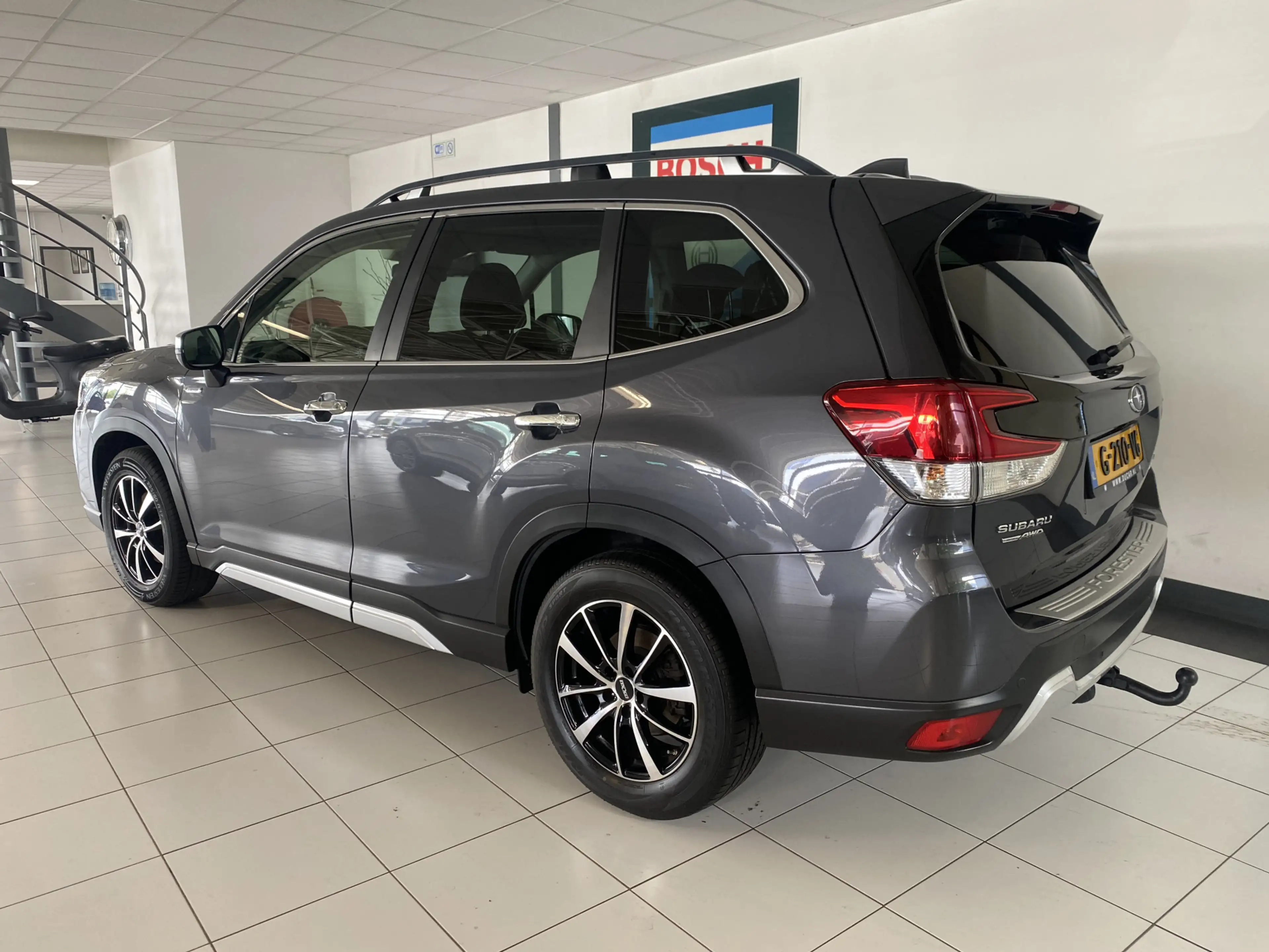 Subaru Forester 2.0i e-BOXER Luxury Trekhaak / Winterwielen / vol — photo 3
