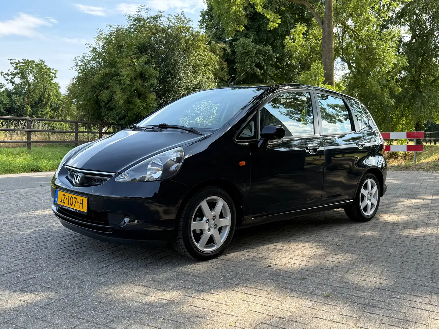 Honda Jazz Jazz 1.4 S Zwart - 2
