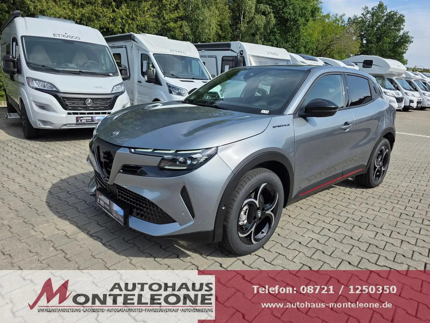 Alfa Romeo Junior Junior Ibrida Speciale 1.2 VGT 100 KW | NAVI Grau - 1