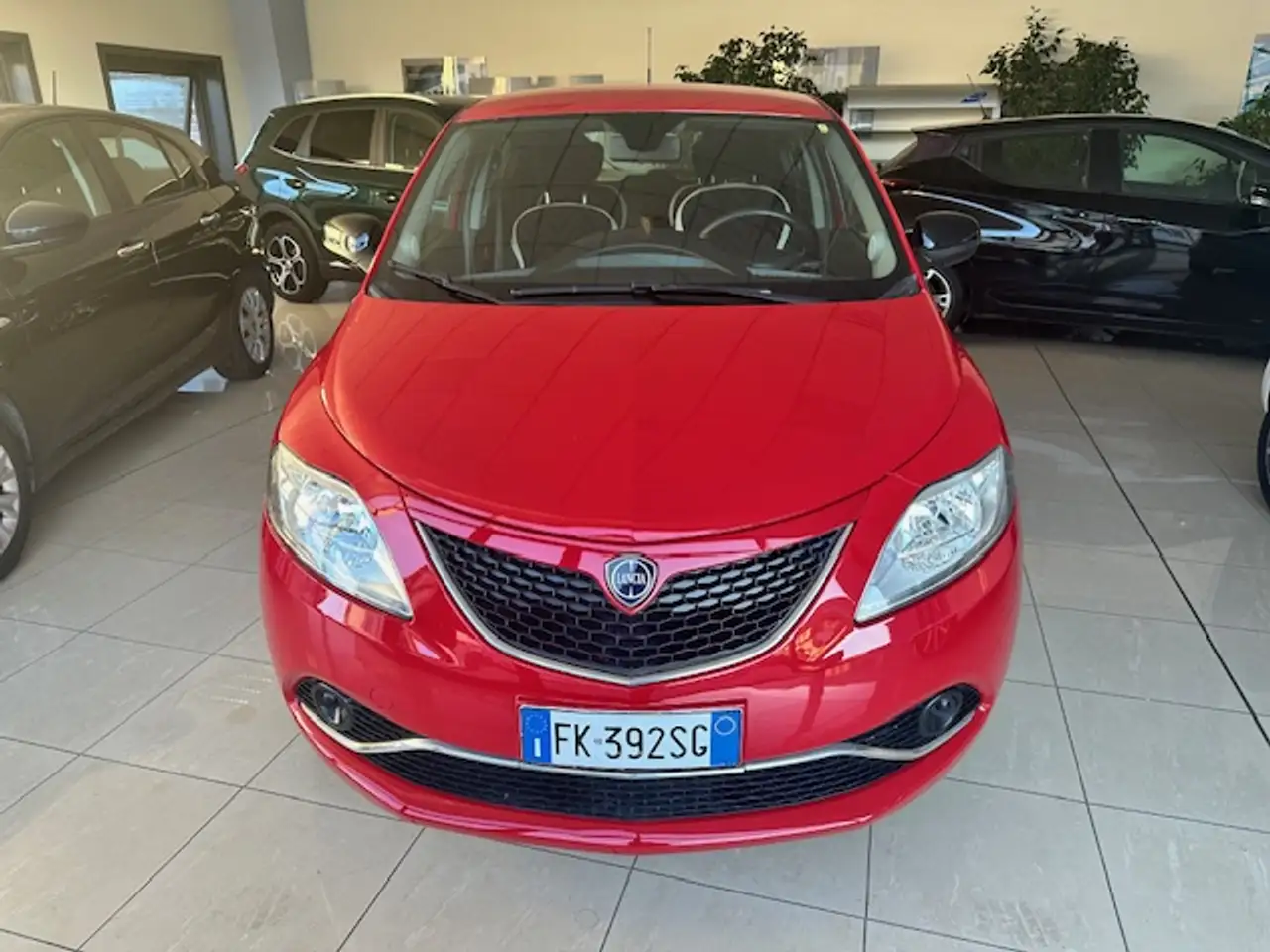 Lancia Ypsilon