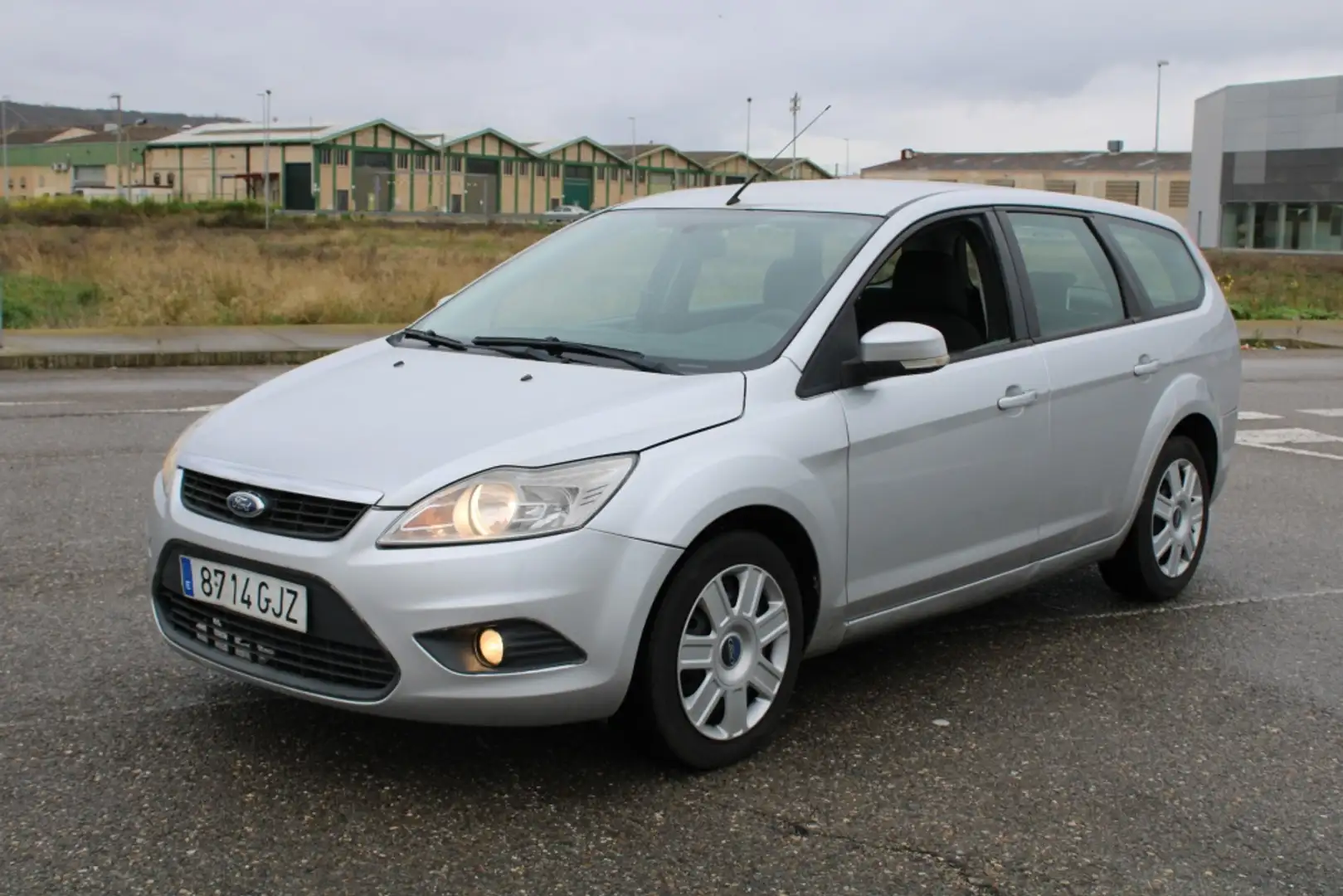 Ford Focus S.Br. 1.6TDCi Trend 109 Gris - 1
