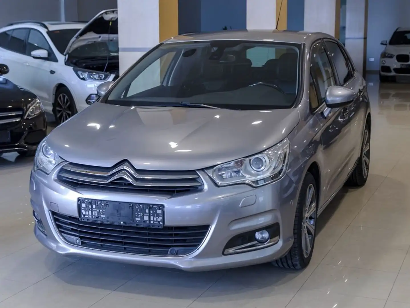 Citroen C4 BlueHDi 150 6v Shine Gris - 1