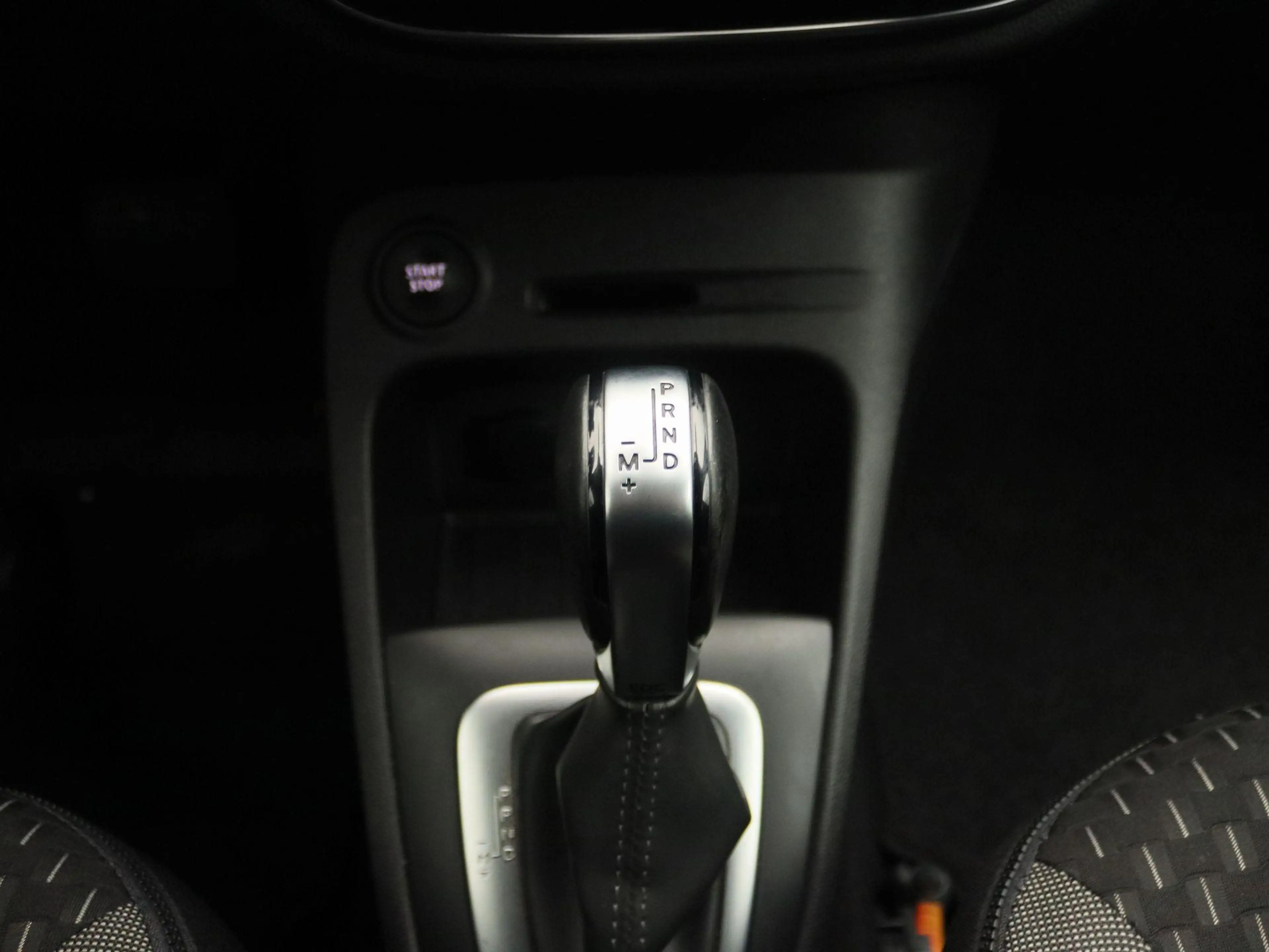 Renault Captur TCe 150 EDC Automaat Intens | Navigatie | Parkeers — photo 11