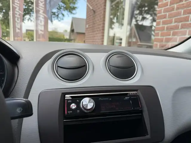 SEAT Ibiza view 14