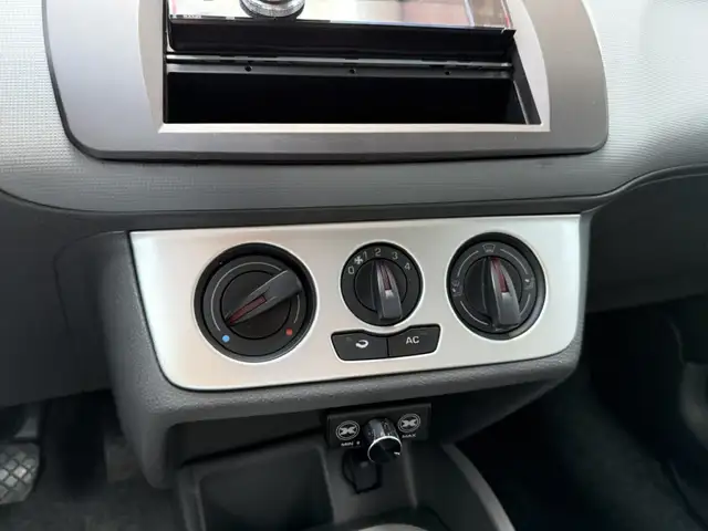SEAT Ibiza view 15
