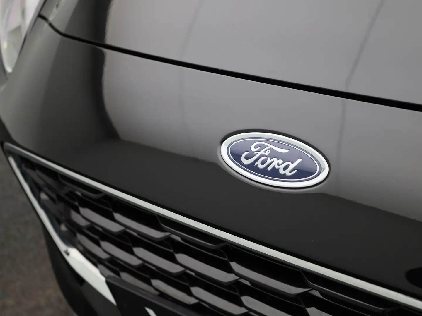 Ford Puma 1.0 EcoBoost Hybrid Titanium X | All-Seasonbanden Negro - 2