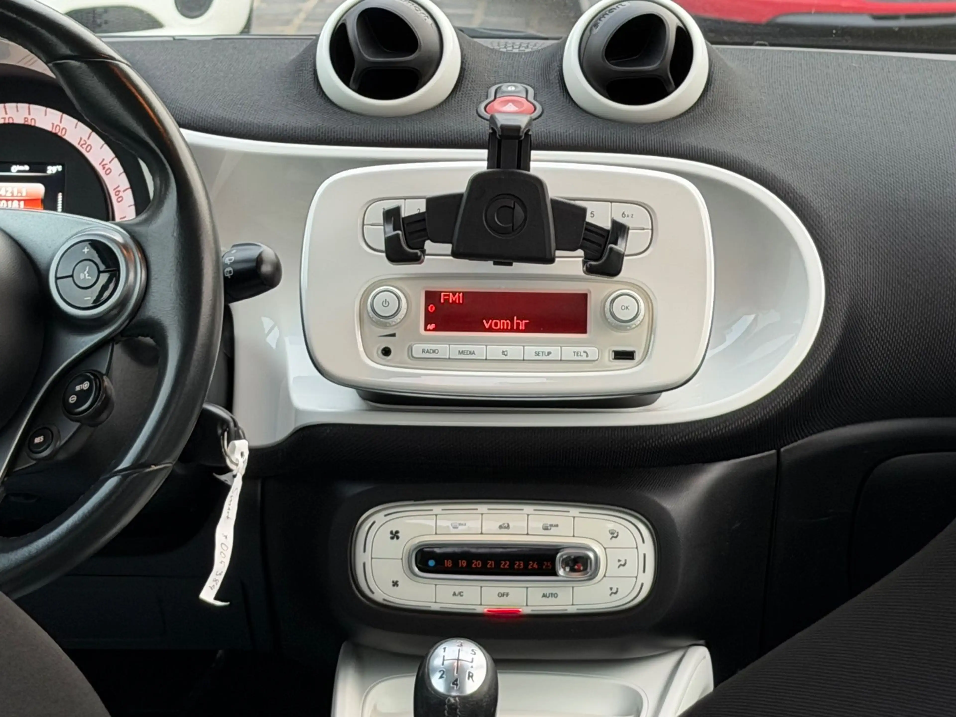 smart forTwo fortwo coupe Basis 52 kW*LED*SHZ*KLIMA — photo 15
