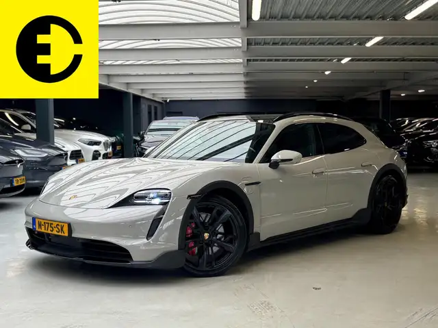 Porsche Taycan Cross Turismo 4S 93 kWh |92,3% SOH | Sportchrono |
