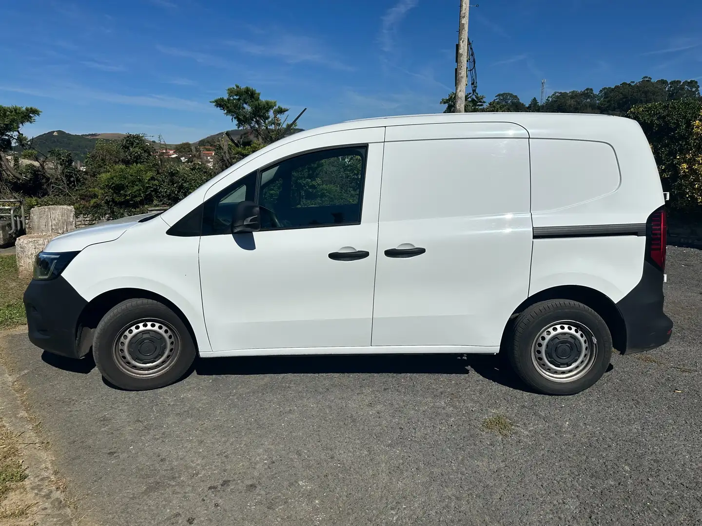 Renault Kangoo Kangoo Fg. 1.5Blue dCi Profesional L2 70kW Blanco - 2