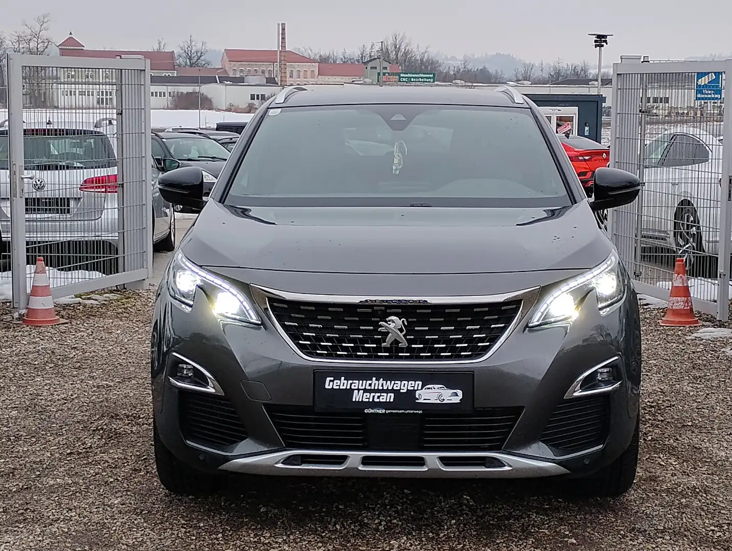 Peugeot 3008 1,5 BlueHDi 130 S&S 6-Gang GT Line Grau - 2