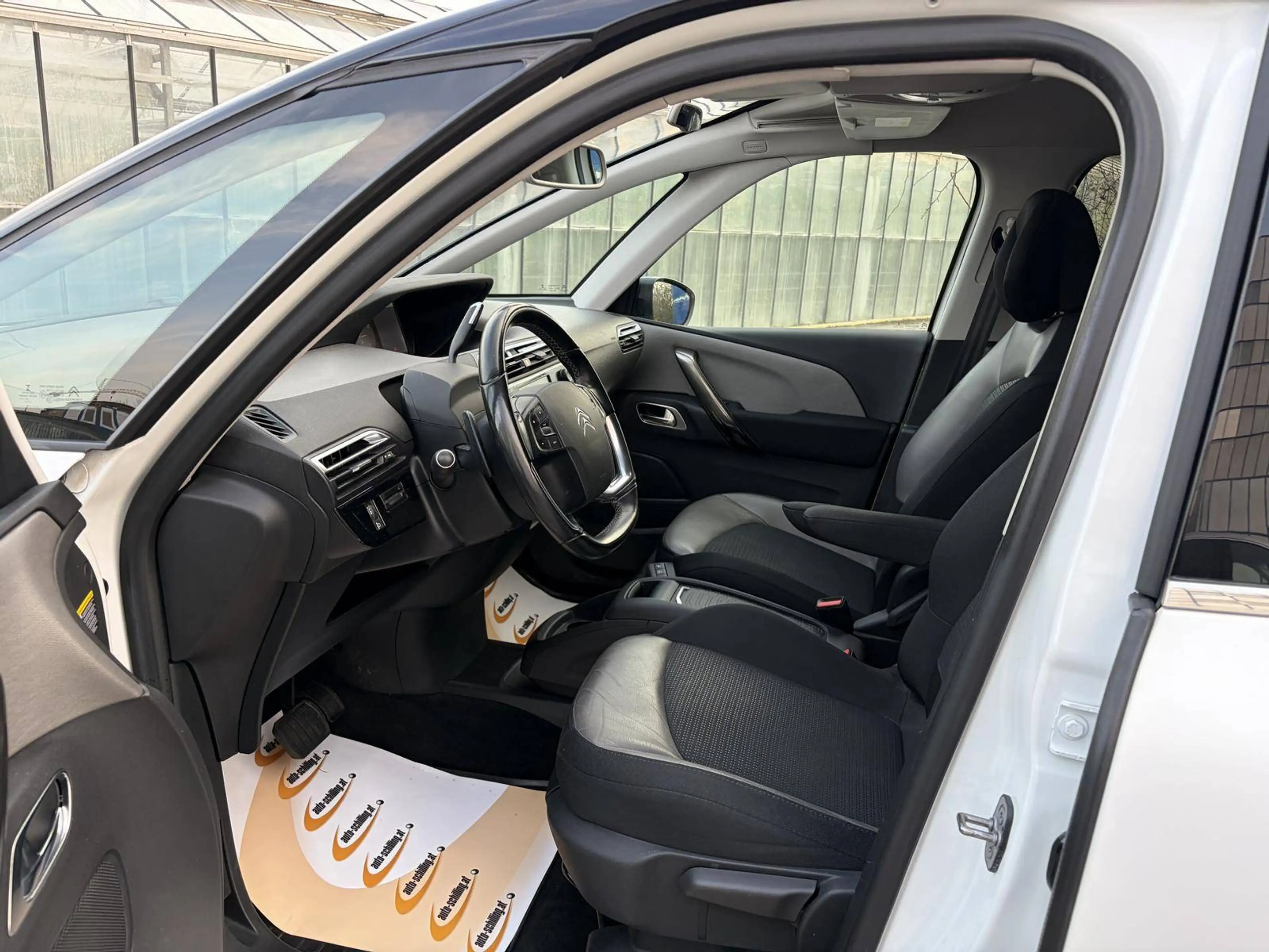Citroen C4 Picasso Shine Aut. 120 Diesel AHK *Extras*Serviceheft* — photo 9