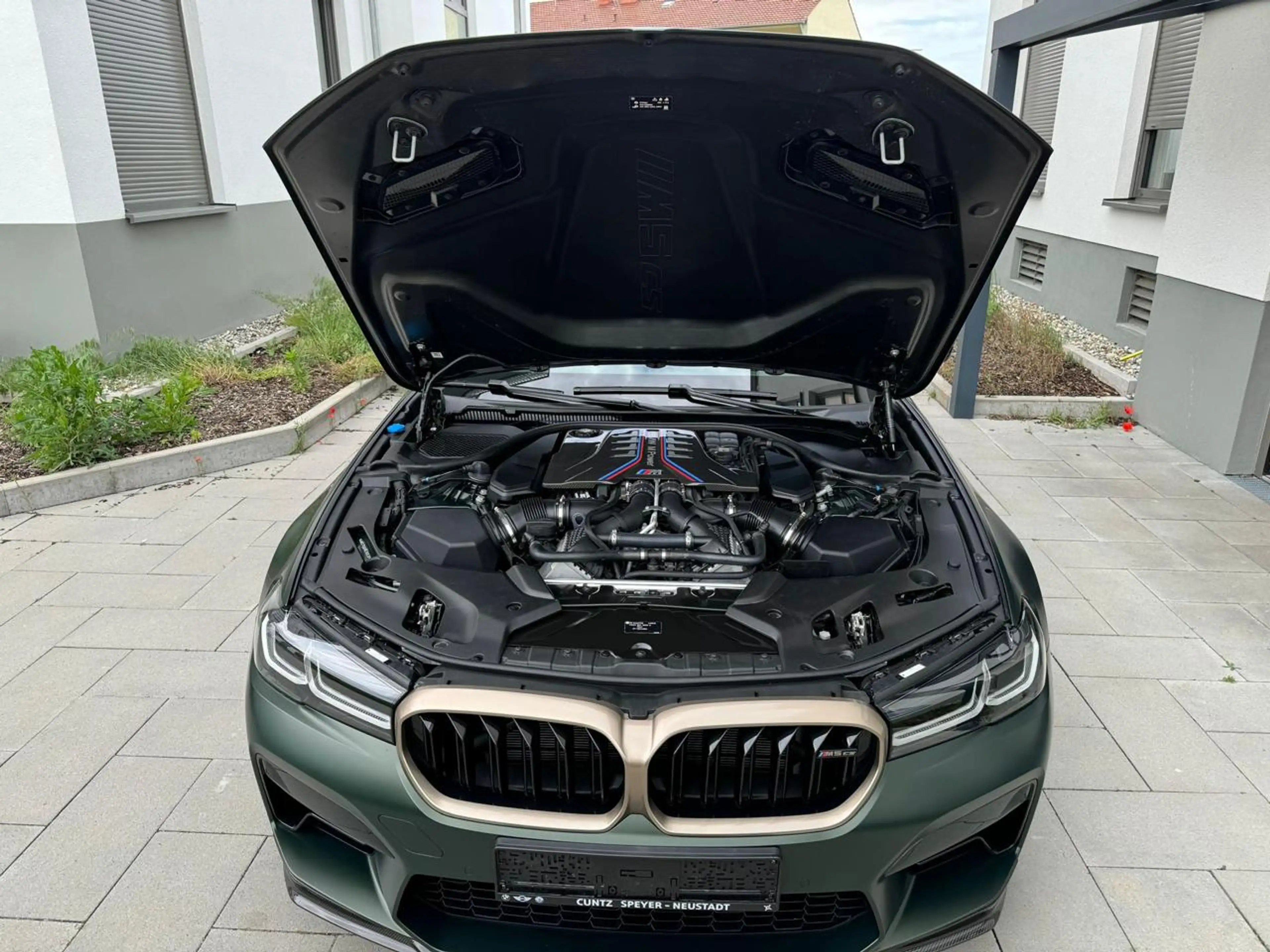 BMW M5 M5 CS — photo 4