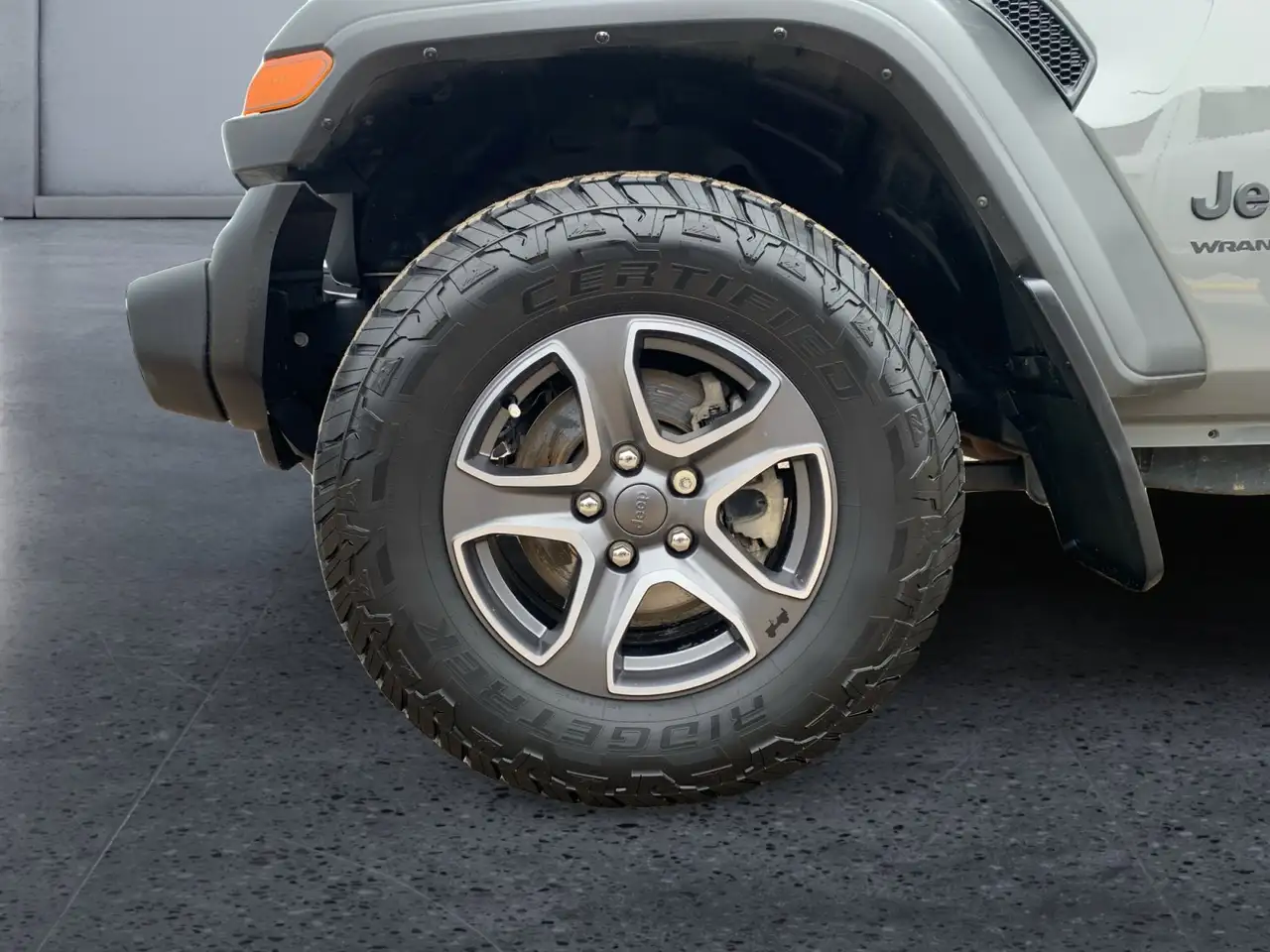 Jeep Wrangler снимка Jeep Wrangler