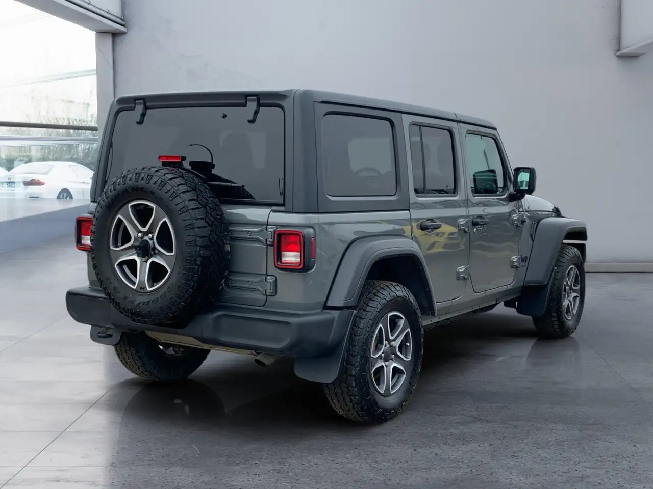 Jeep Wrangler снимка Jeep Wrangler