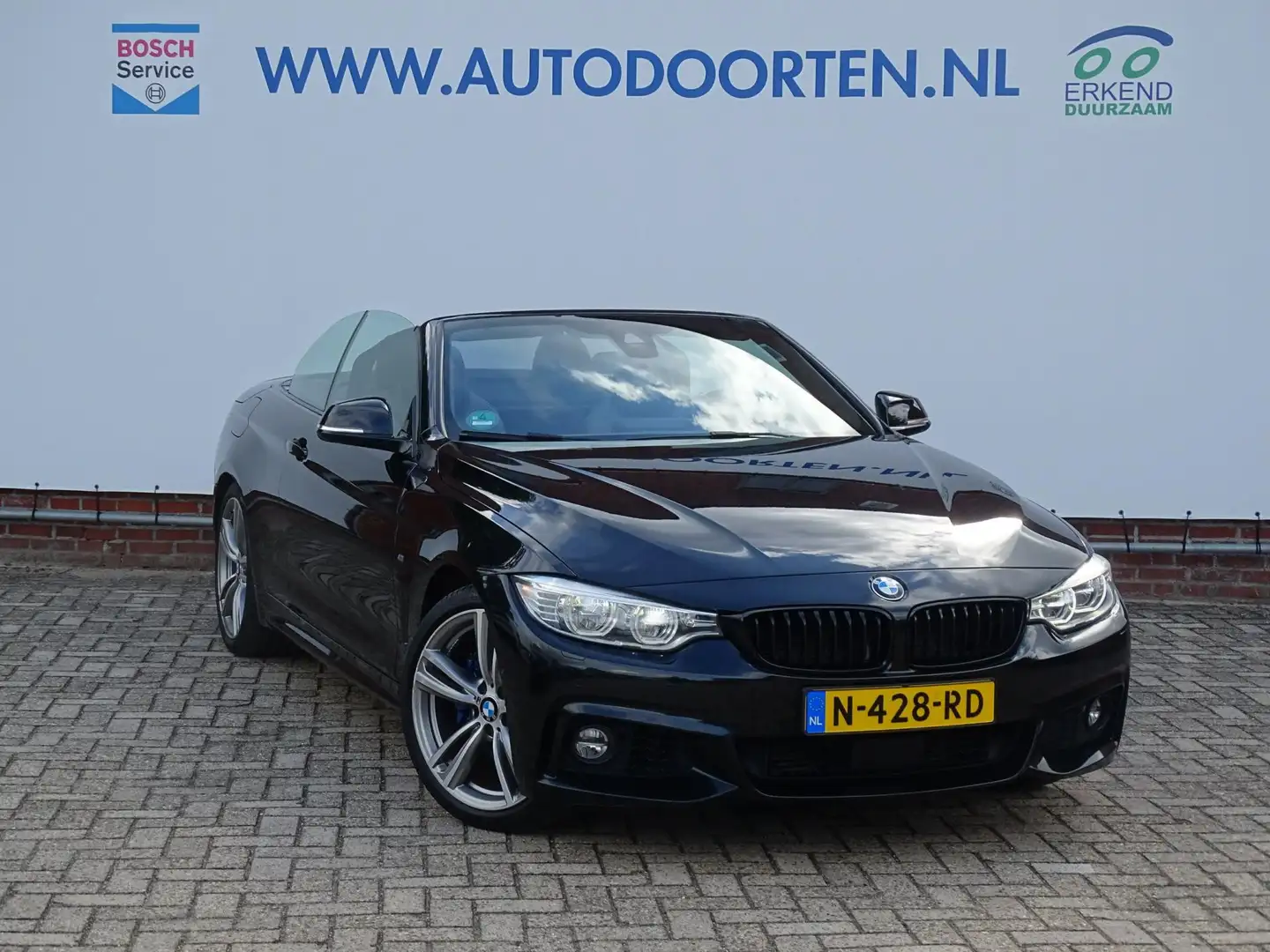 BMW 435 4-serie Cabrio 435i High Executive|M-pakket|Camera Zwart - 1