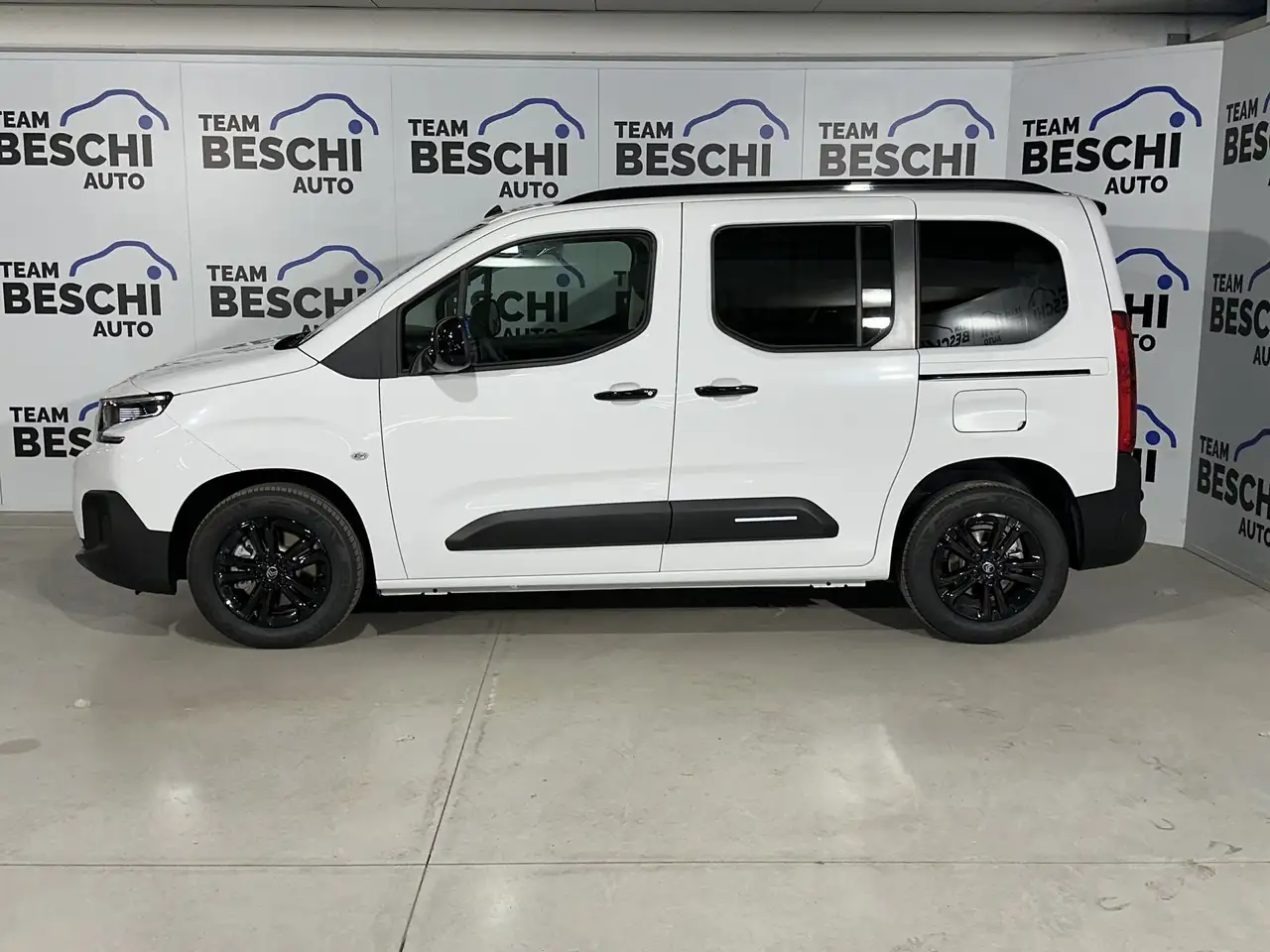 Citroen Berlingo BlueHDi 100 S&S Combi Plus M1 6