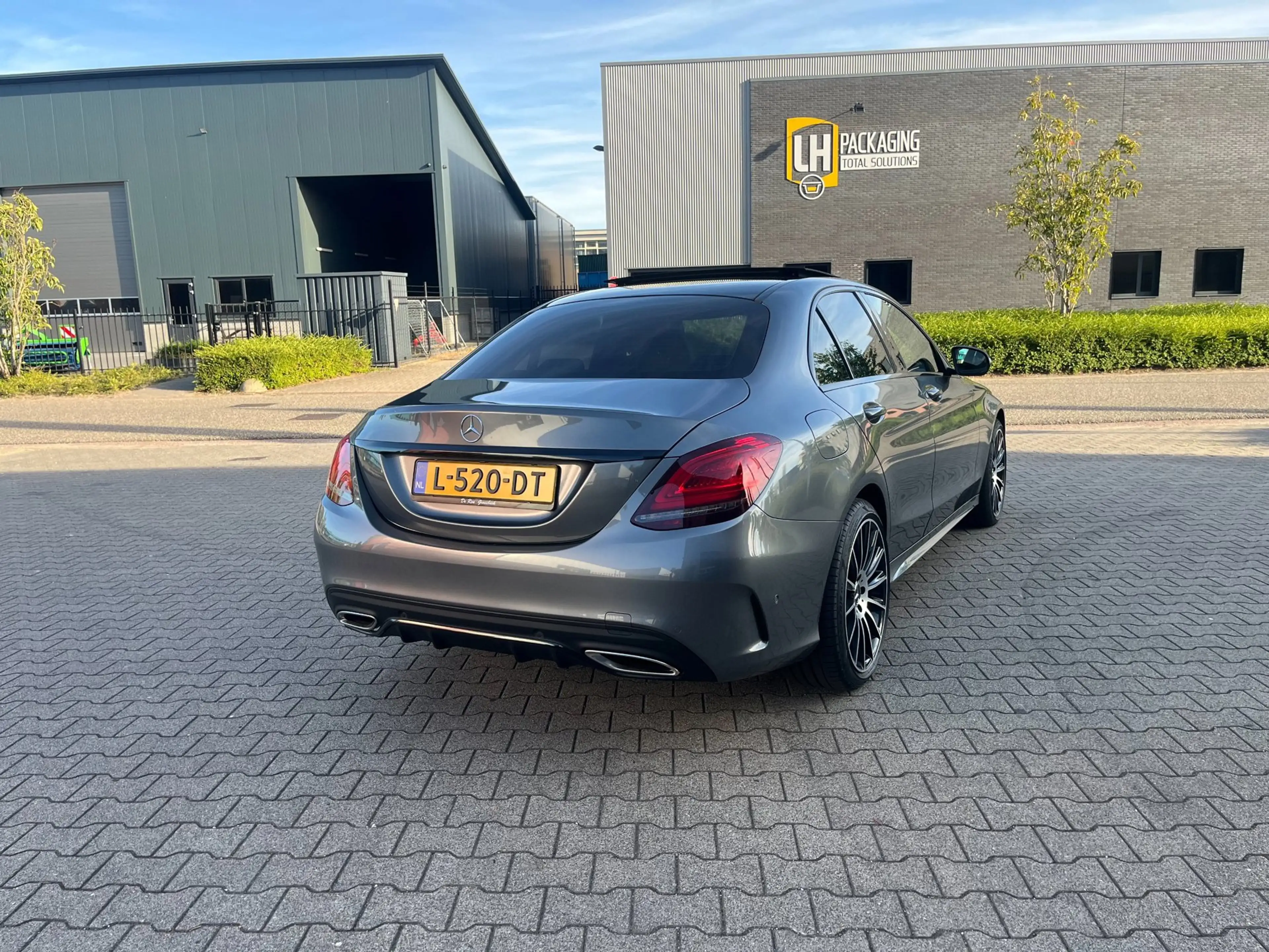 Mercedes-Benz C 200 4MATIC Premium Plus Pack AMG — photo 7