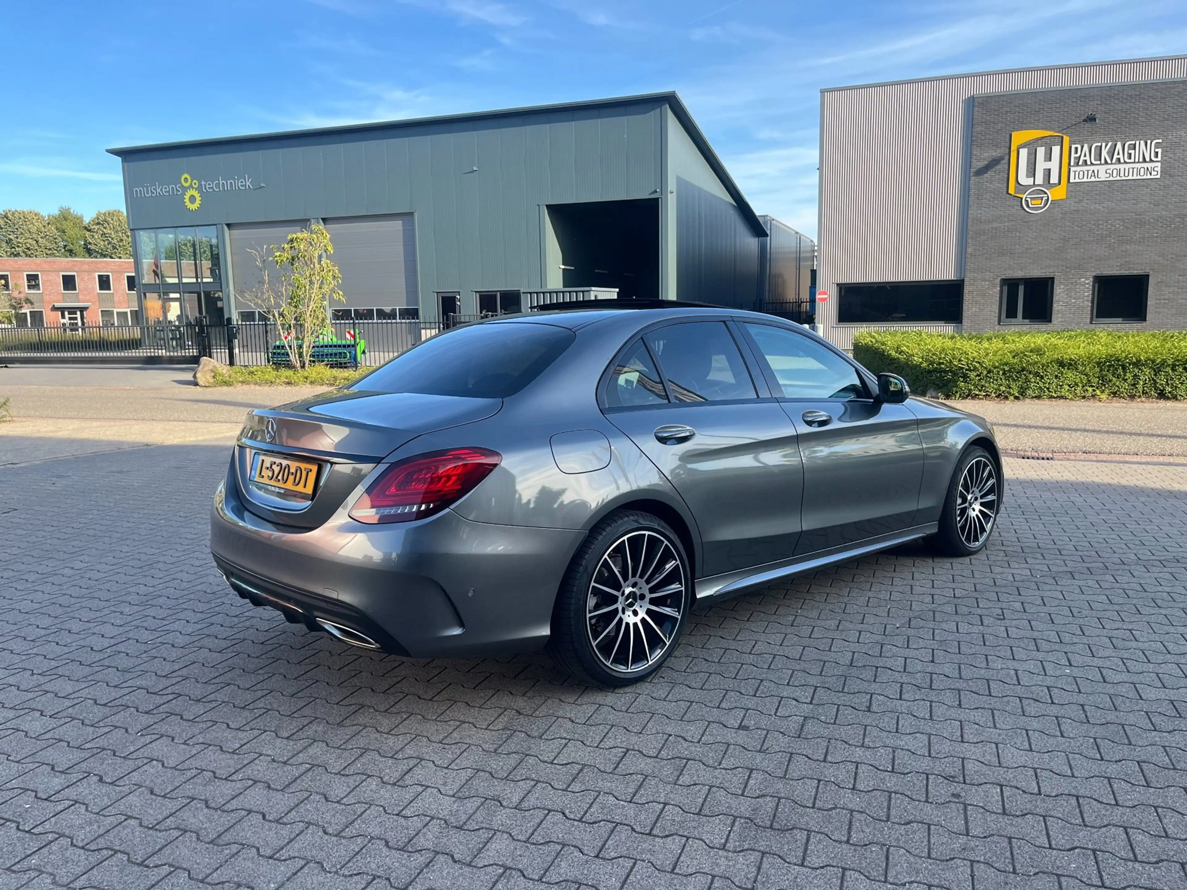 Mercedes-Benz C 200 4MATIC Premium Plus Pack AMG — photo 6