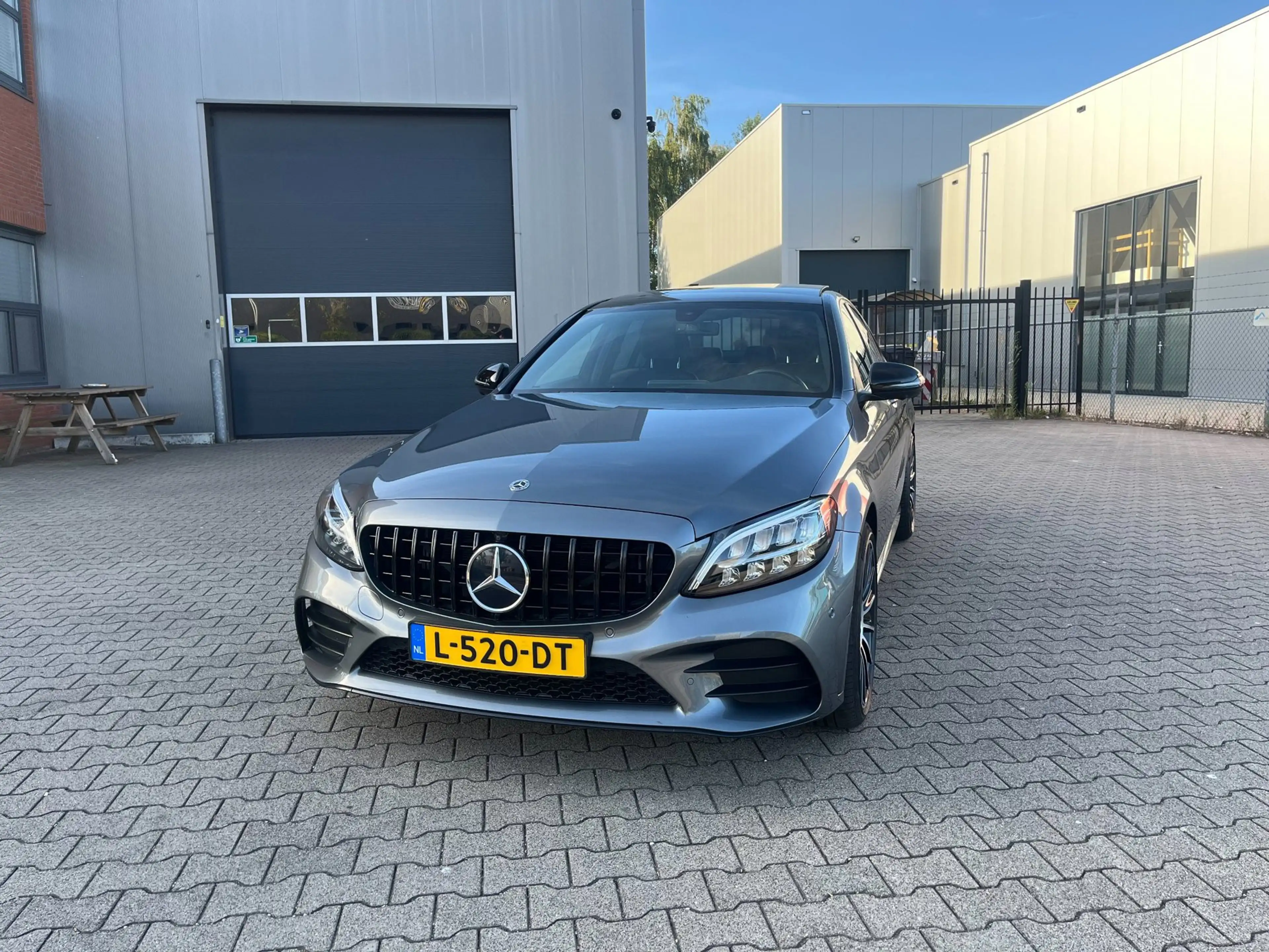 Mercedes-Benz C 200 4MATIC Premium Plus Pack AMG