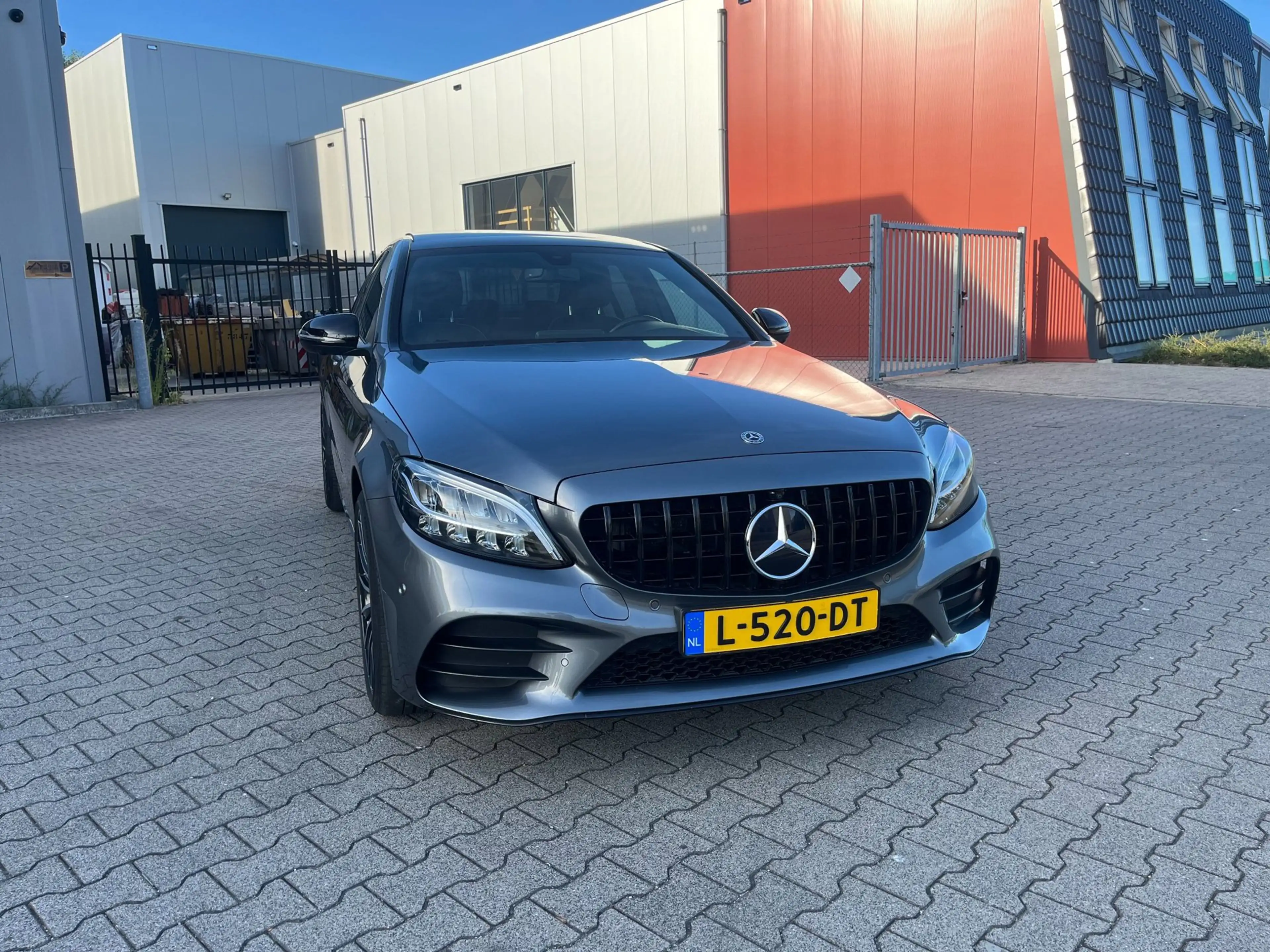 Mercedes-Benz C 200 4MATIC Premium Plus Pack AMG — photo 3