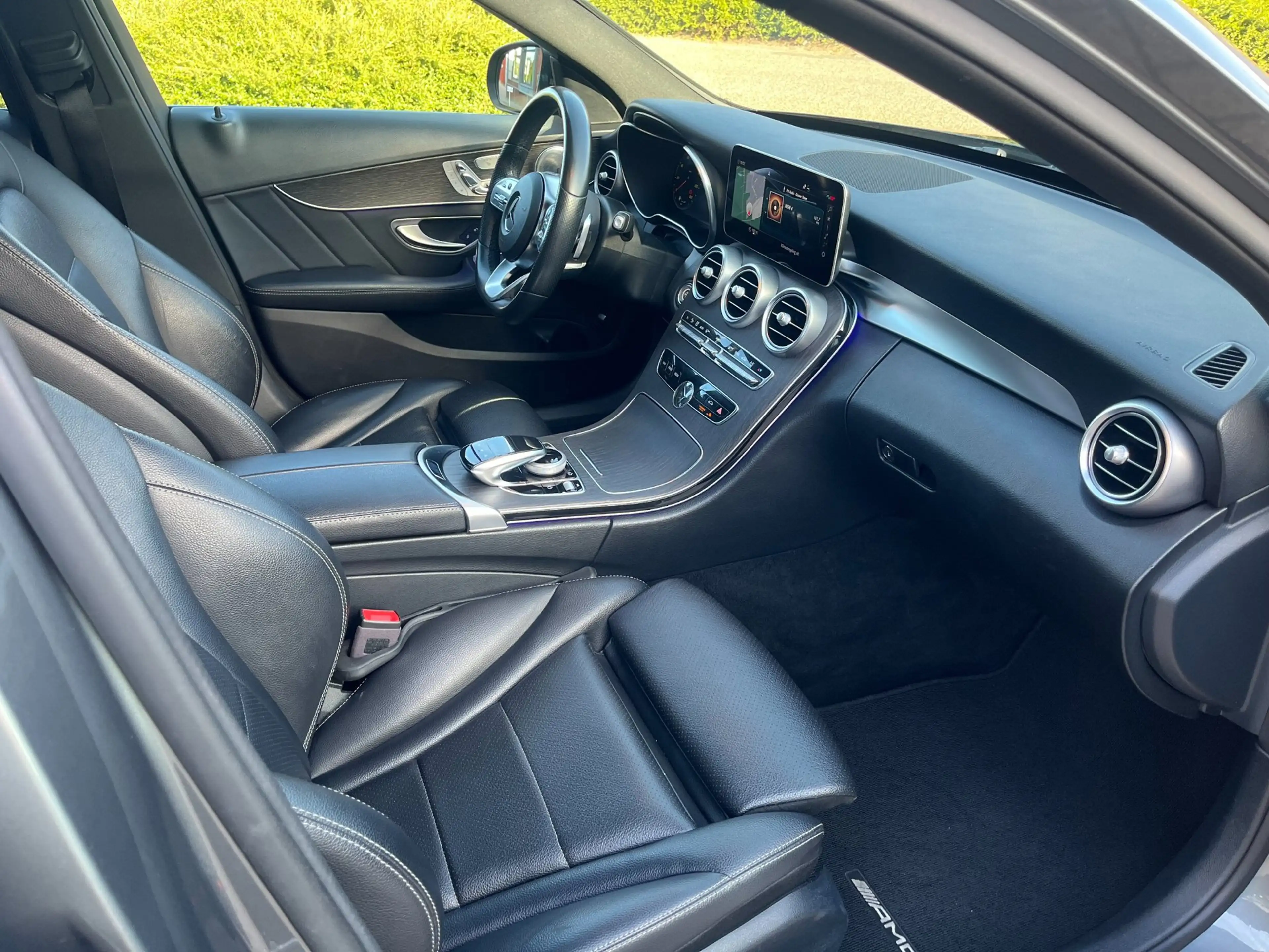 Mercedes-Benz C 200 4MATIC Premium Plus Pack AMG — photo 15