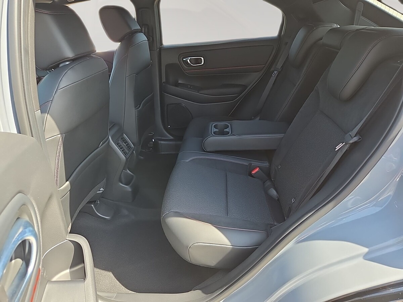 Honda HR-V 1,5 i-MMD Hybrid 2WD Advance Sport Aut. — photo 13