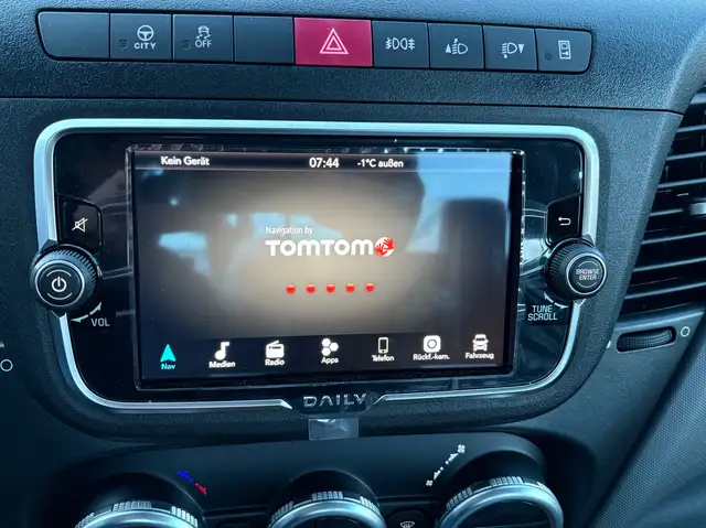 Iveco Daily 50C18H Pritsche m. Kran Ansicht 15