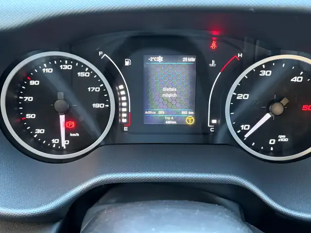 Iveco Daily 50C18H Pritsche m. Kran Ansicht 13