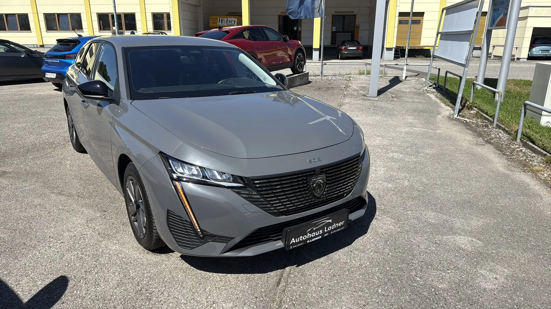 Peugeot 308 SW Allure PureTech 130 Grau - 1