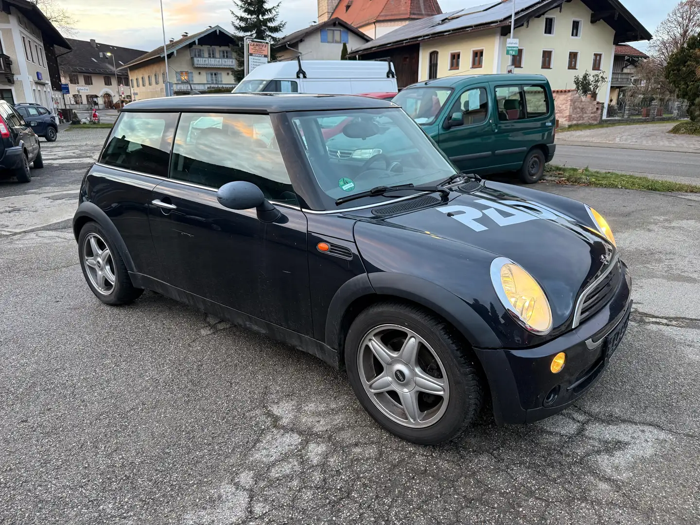 MINI One One Noir - 1