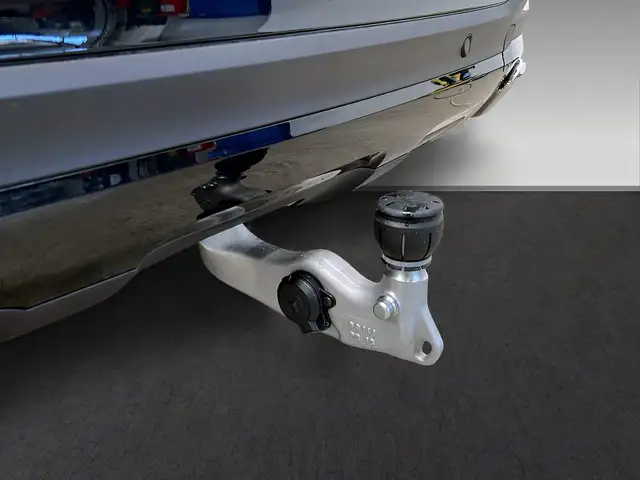 Mercedes-Benz Gle Class view 11