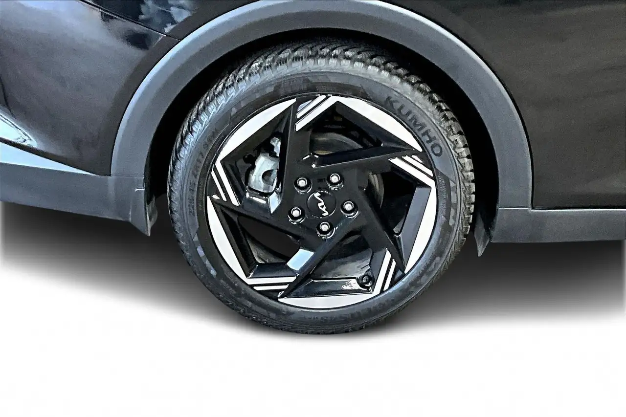 Kia K4 снимка Kia K4