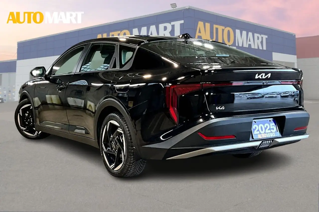 Kia K4 снимка Kia K4
