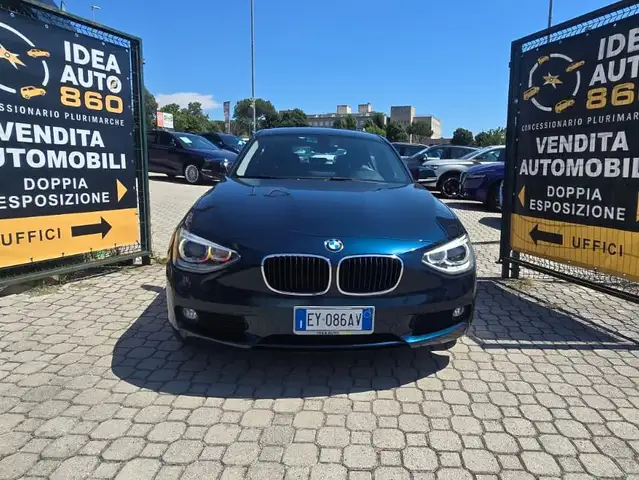 BMW 1 Series view 2