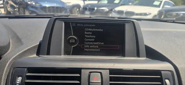 BMW 1 Series view 11