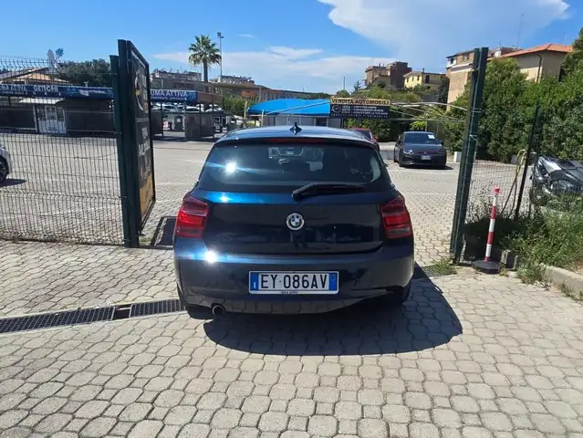 BMW 1 Series view 5