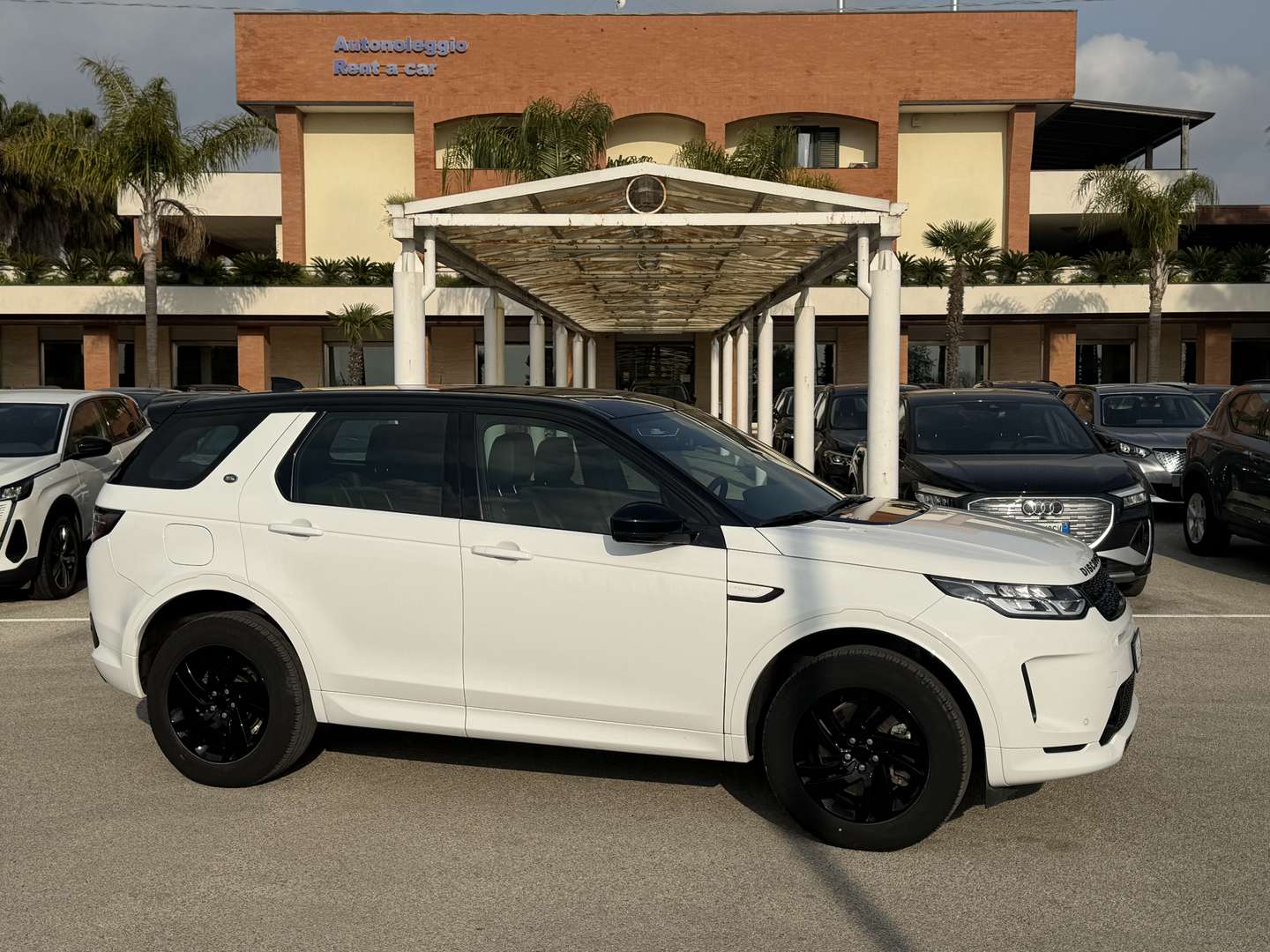 Land Rover Discovery Sport 2.0d Td4 Mhev R-Dynamic SE Awd 163cv Auto -  - Joinsteer - #3