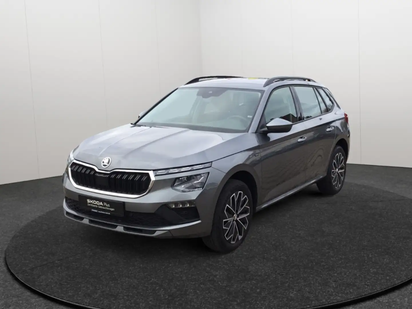 Skoda Kamiq 1.0TSI DSG Drive Matrix SHZ Rear View Grau - 1
