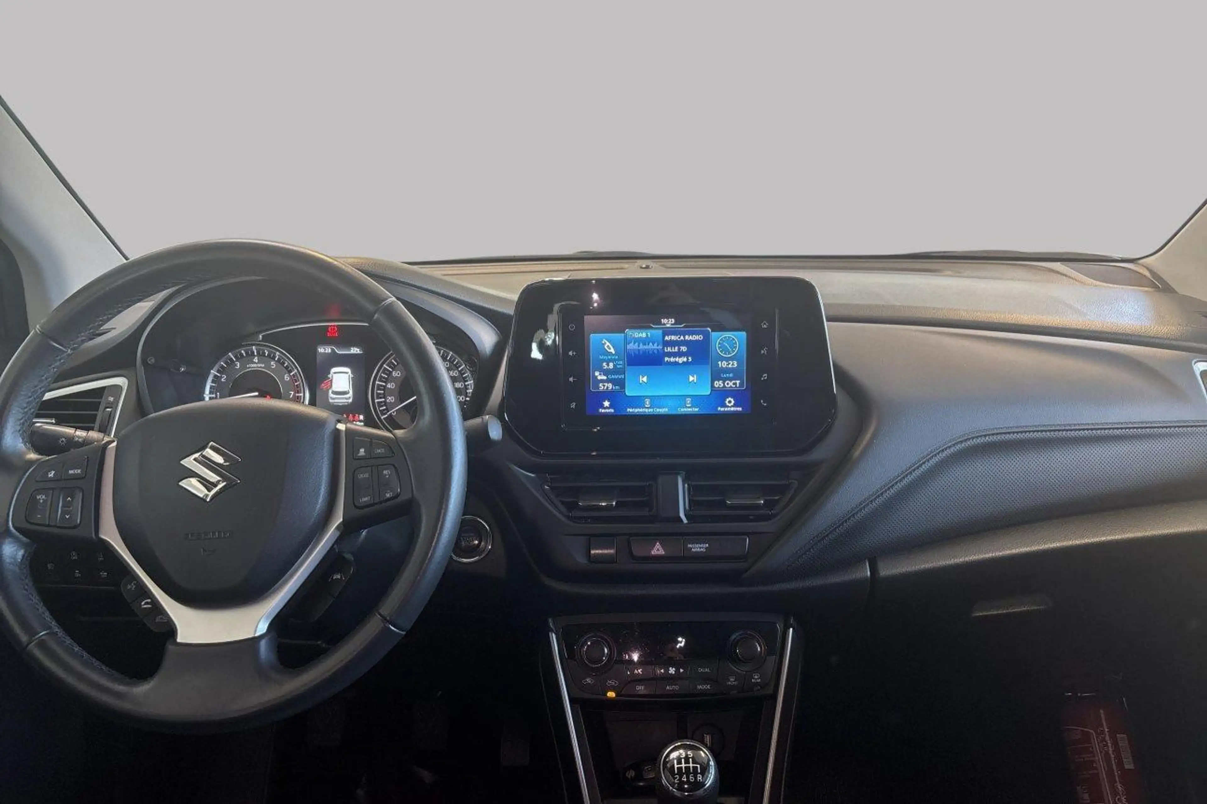 Suzuki SX4 S-Cross S-Cross — photo 11