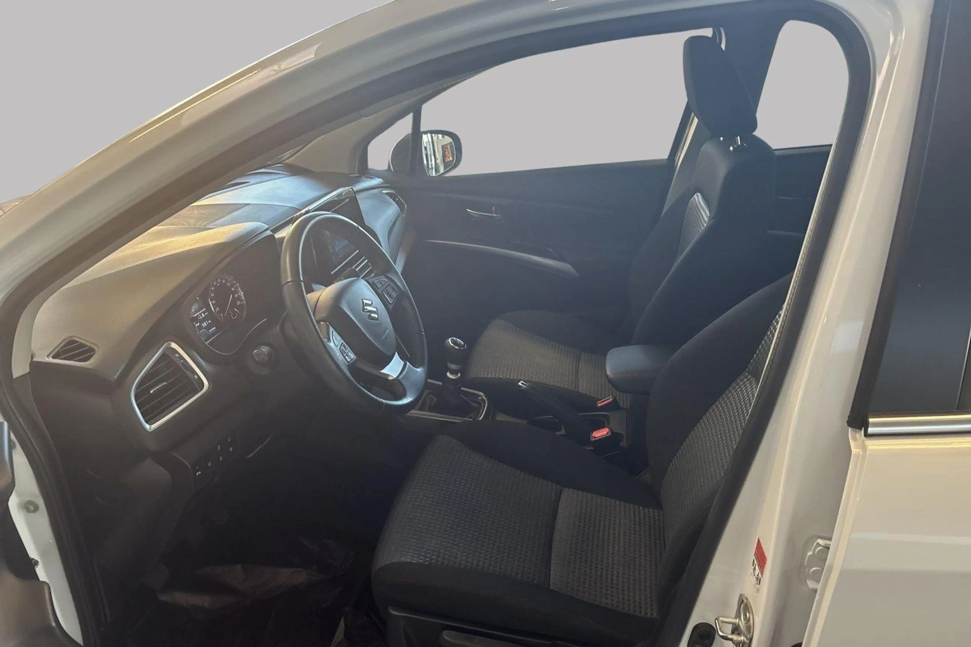 Suzuki SX4 S-Cross S-Cross — photo 10