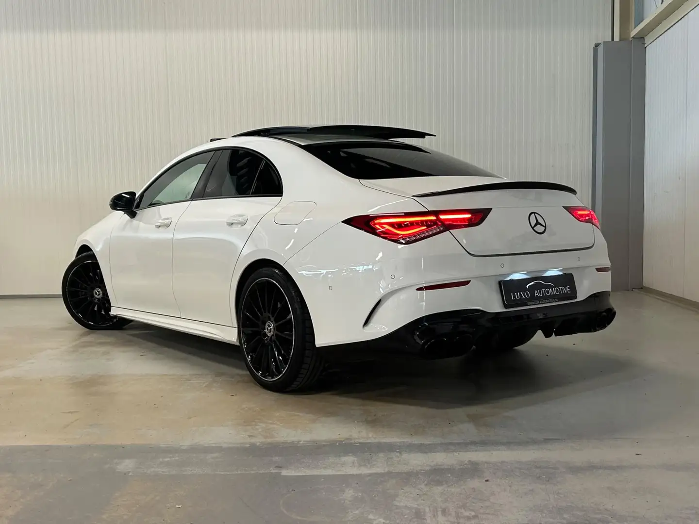 Mercedes-Benz CLA 250 Premium Plus | CLA 45S UITGEVOERD | NIGHT | PANO | Wit - 2