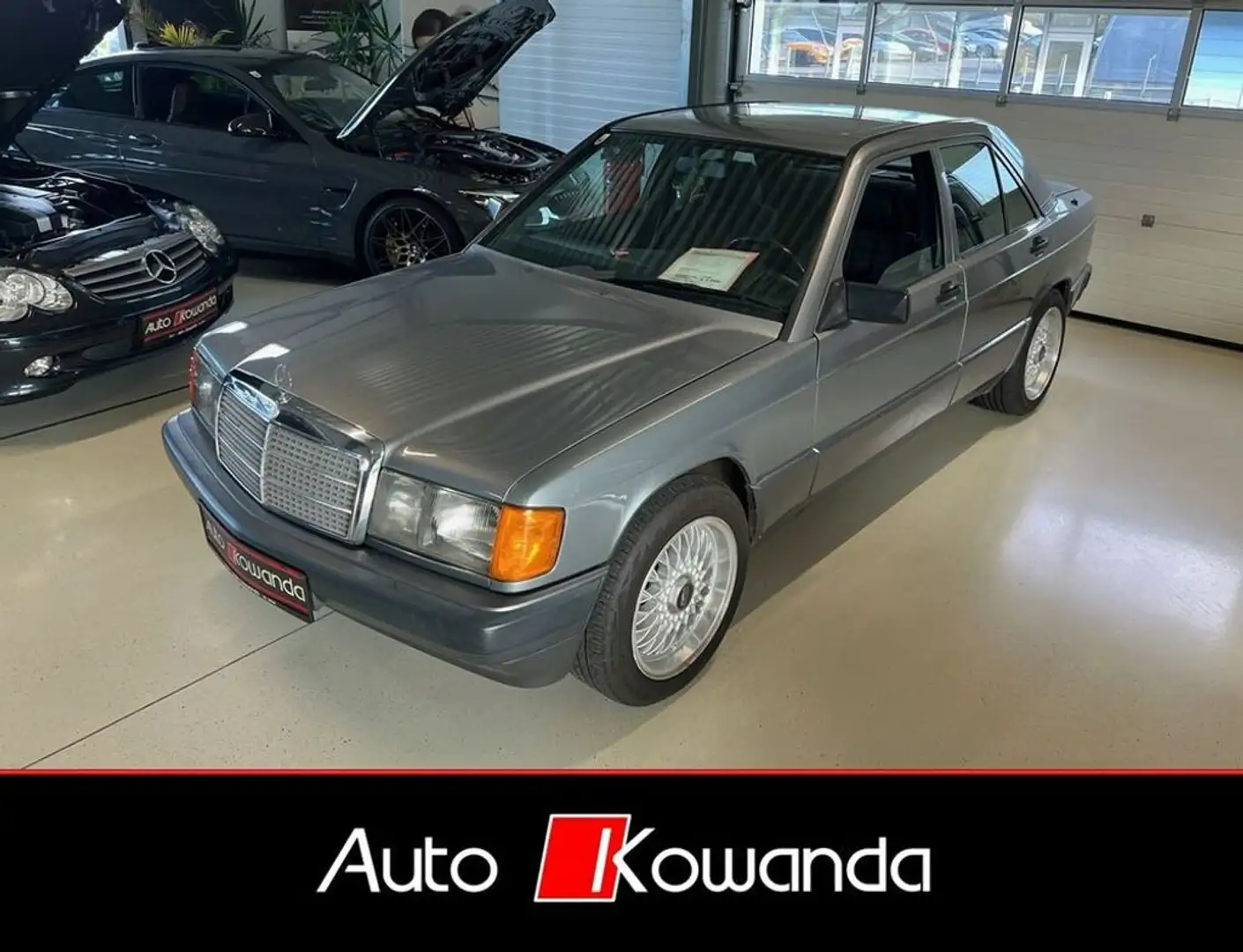 Mercedes-Benz Mercedes Benz E Klasse 190 1,8 -Liebhaberfahrzeug Grijs - 1