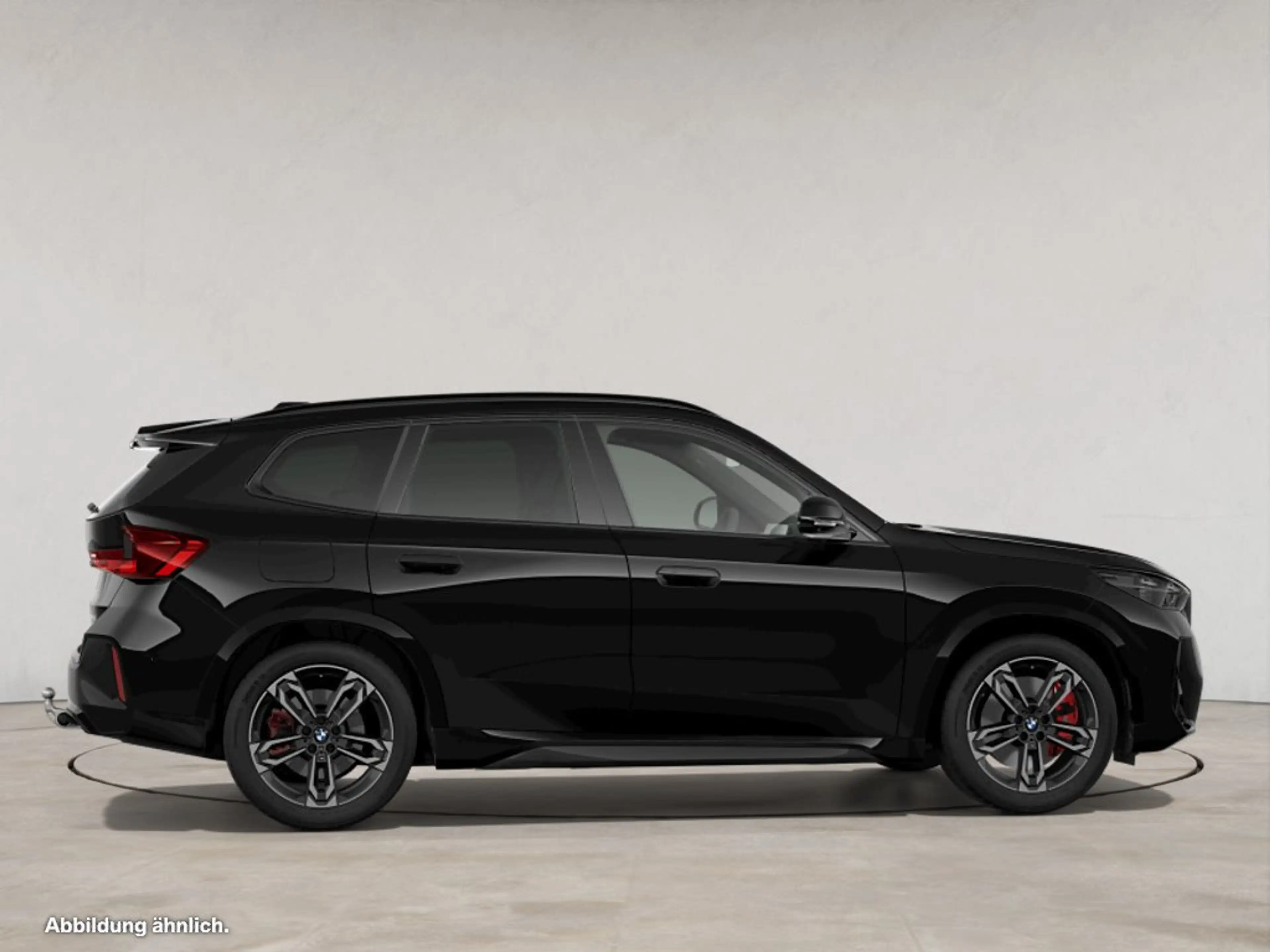 BMW iX1 xDrive30 30 — photo 8