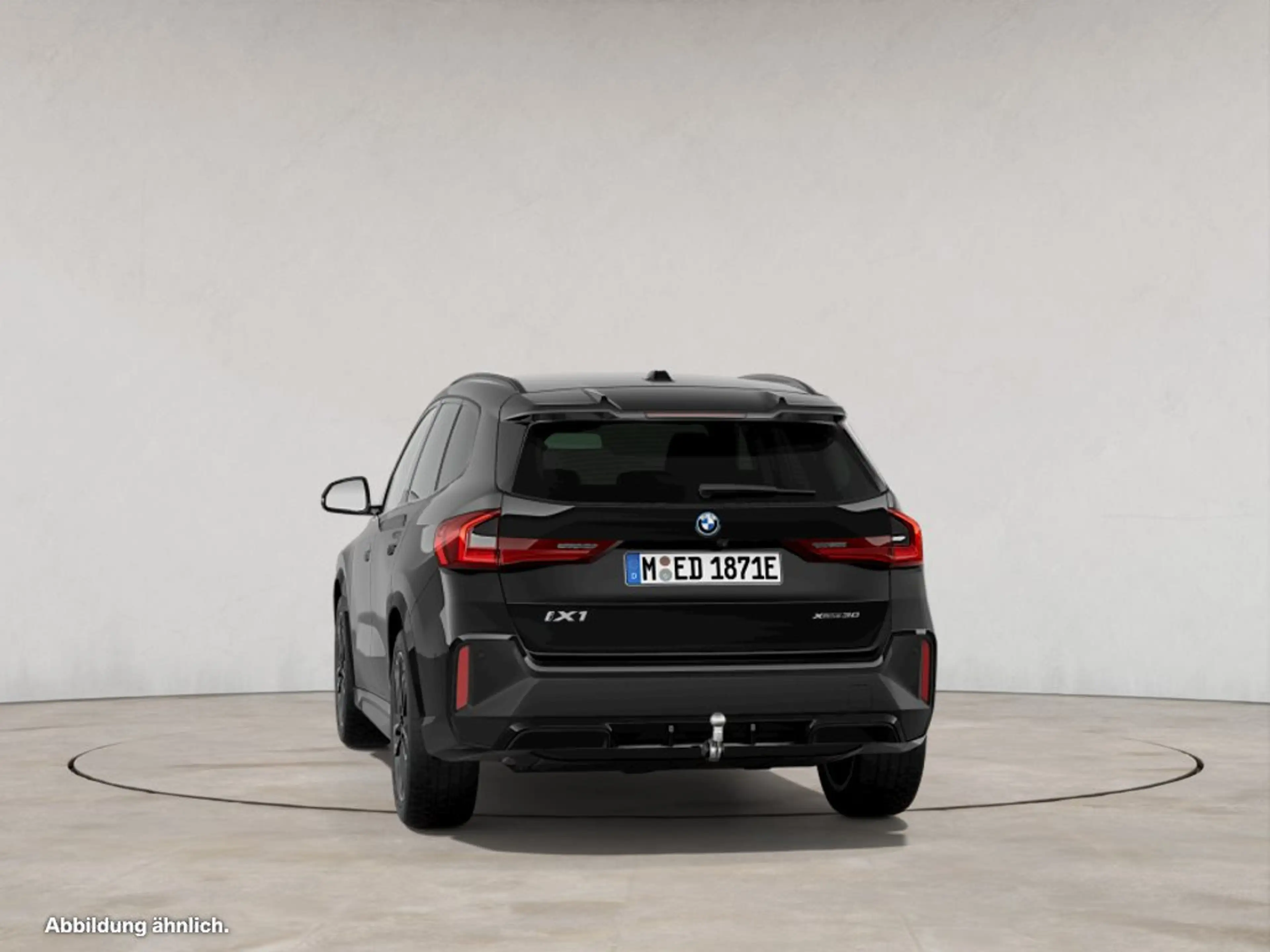BMW iX1 xDrive30 30 — photo 7