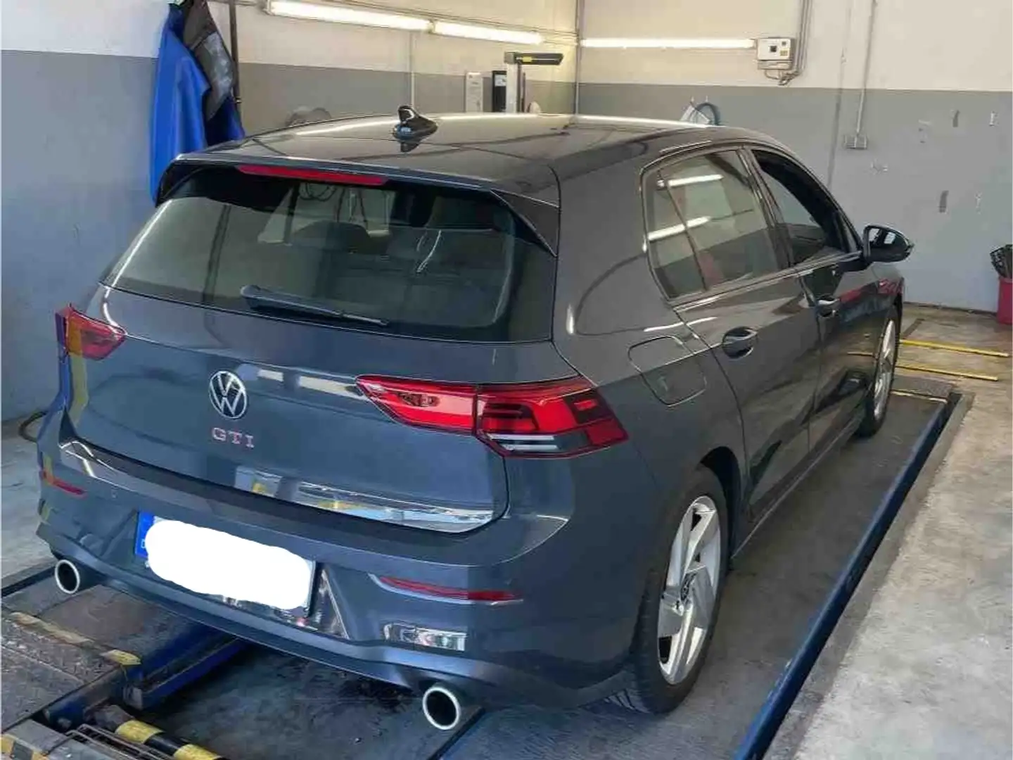 Volkswagen Golf GTI PDC KLIMA LED LM17 A.INFO Grau - 2