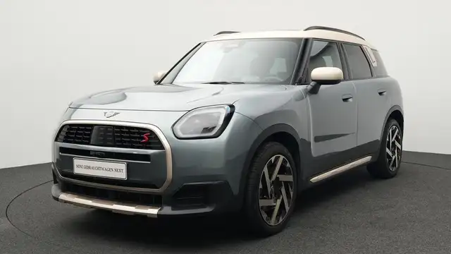 MINI Countryman S All4 Favoured Trim