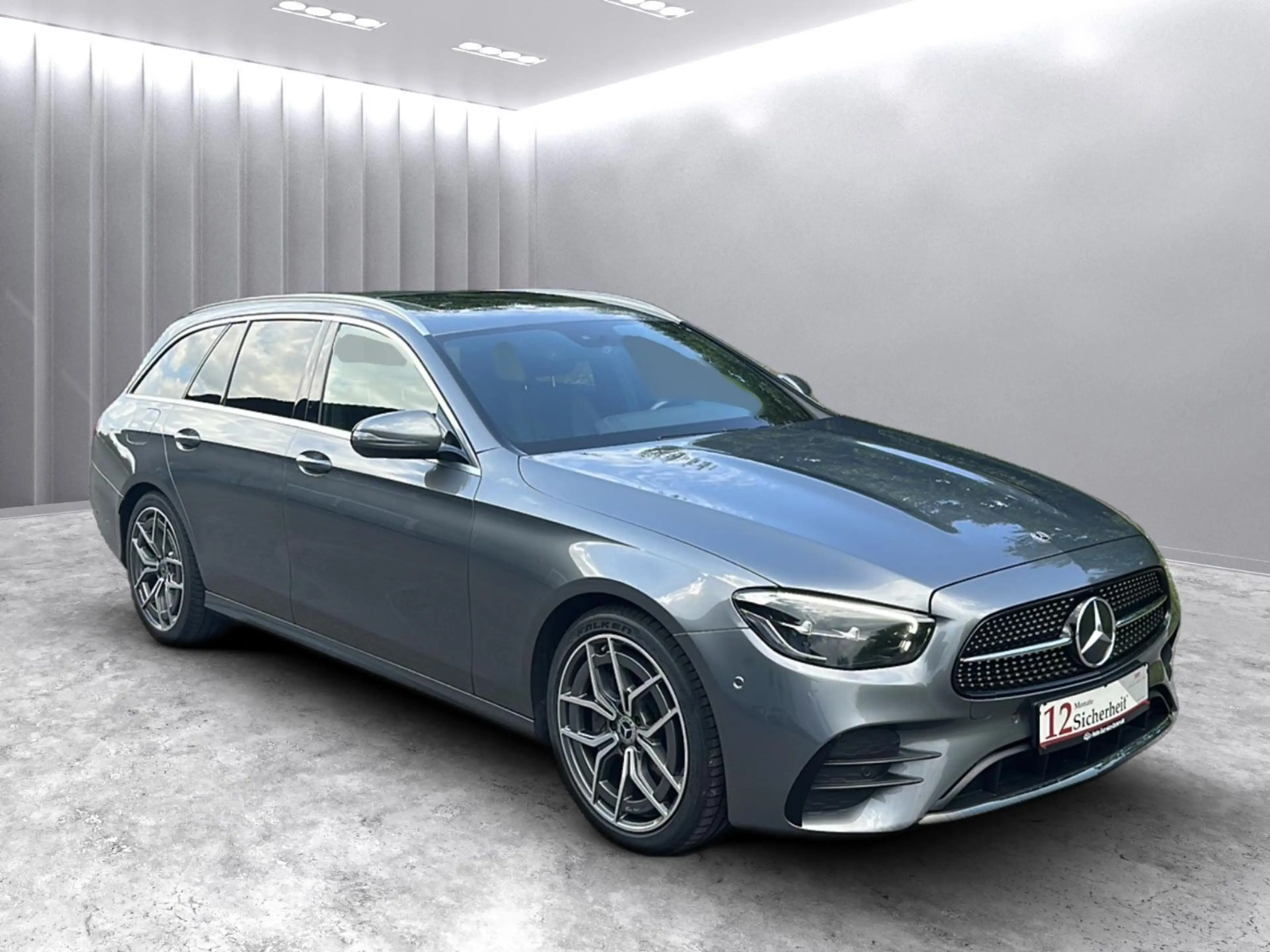 Mercedes-Benz E 220 T-Modell AMG *2.HD/AHK/SHD/MBUX/LED*