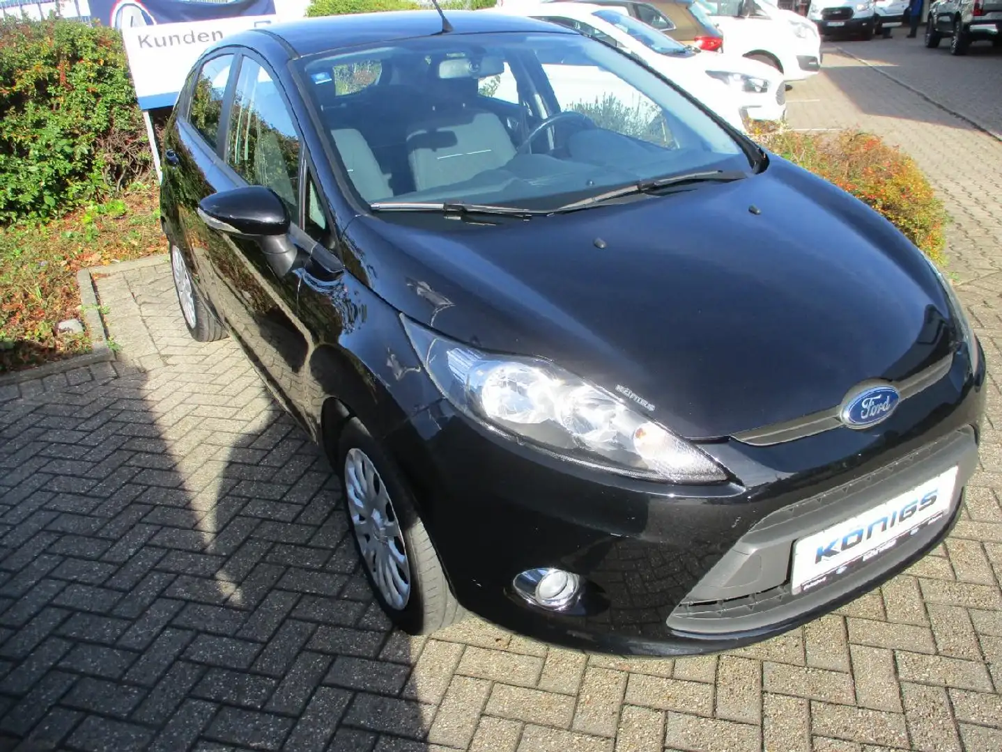 Ford Fiesta Trend Schwarz - 1