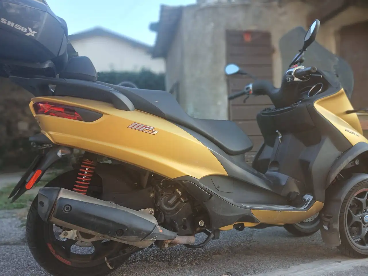 Piaggio MP3 500
